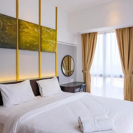 Elegant 2Br Apartment At M-Town Signature Near Shopping Mall By Travelio 탕그랑 외부 사진